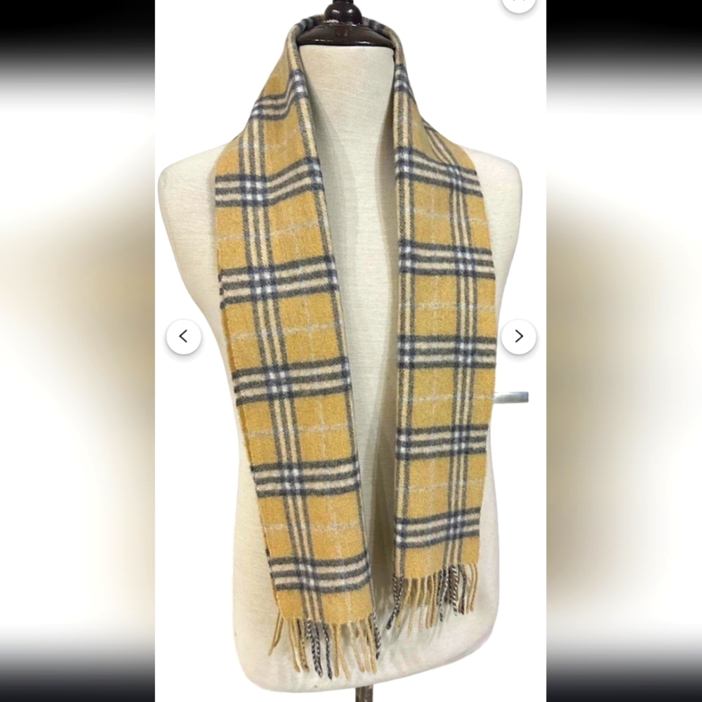 Burberry Vintage Scarf Nova Check lambs Wool scotland 90s
